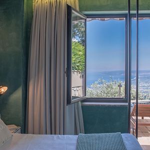 Camera classica con letto king size